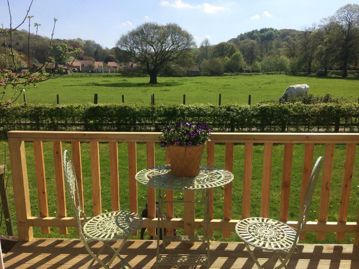 The Parcel Shed Hotel Gilling East Bagian luar foto